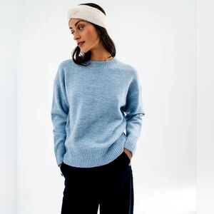 Women's Or Men's  Light Blue Lambwool Sweater M/L